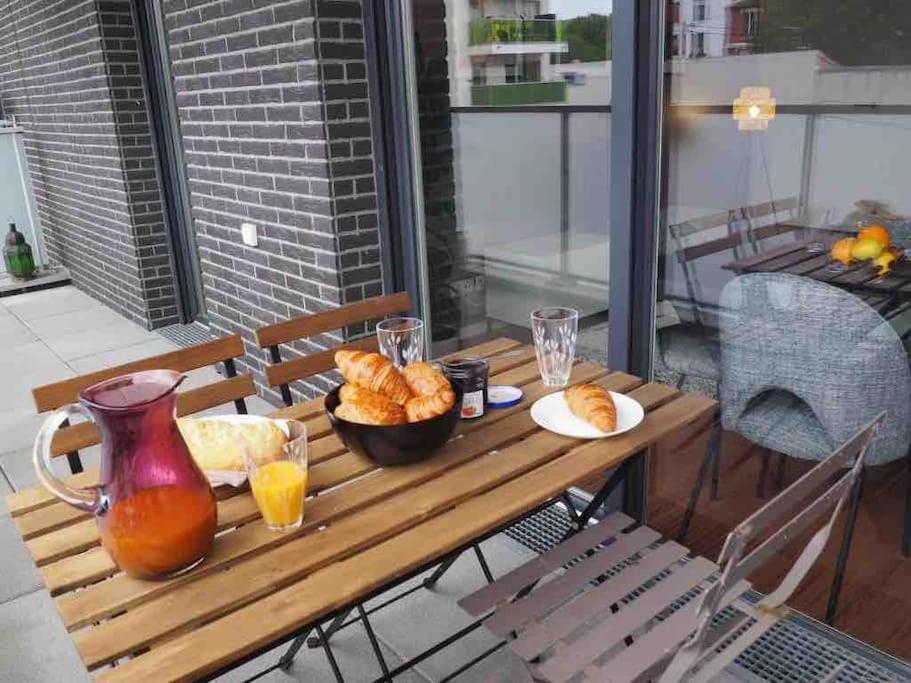 Appartement 80M2, Terrasse Sud, Metro 7 Direction Louvre A 8Minutes, Parking Sous-Sol, Proche Paris-Bercy 塞纳河畔伊夫里 外观 照片